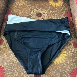 Swimsuits for all Size 14 black white cross front swim bottoms New with tags